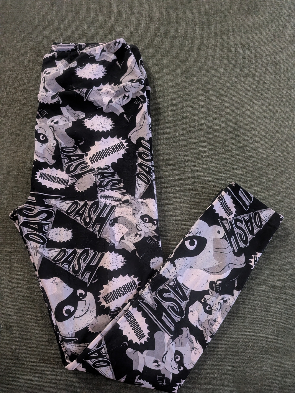 LulaRoe Disney Pixar The Incredibles DASH Black White Leggings One Size Stretch